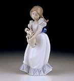 Nao by Lladro Tulip Time Figurine