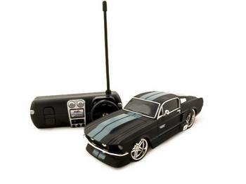 Maisto 1/24 1967 Ford Mustang GT Radio Controlled 