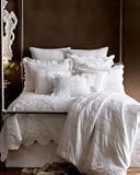 Amity Home Juliet Zella Bed Linens Zella Scalloped King Quilt