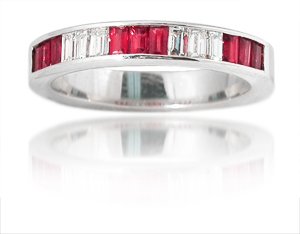 Diamond & Ruby 18k White Gold Vintage Antique Wedding Band Ring (.31ct)