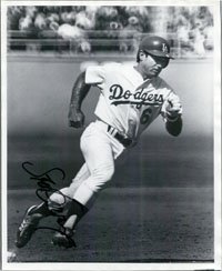 Garvey, Steve (Los Angeles Dodgers) Autographed/Hand Signed 8x10 Photo B&W
