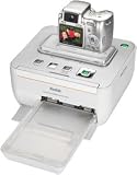 Kodak EASYSHARE Z710 - Digital camera and printer with built-in dock - compact - 7.1 Mpix - optical zoom: 10 x - supported memory: MMC, SD - with KODAK EASYSHARE Printer Dock G600
