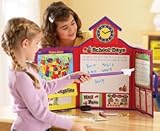 PRETEND & PLAY SCHOOL SET