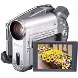 Canon DC 20 Slim DVD Camcorder -R/-RW Format,STORE DEMO 2.2MP CCD, 10x Optical Zoom, 200x Digital Zoom, 2.5 LCD Screen