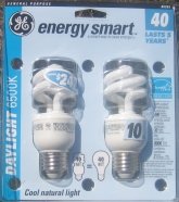 2-Pack GE 40 watt equivalent Daylight 6500k CFL Compact Fluorescent light bulbs