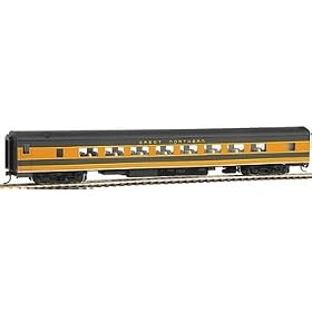 Walthers - Streamlined Pullman-Standard Plan #7484 64-Seat Coach HO - Great Northern by Walthers