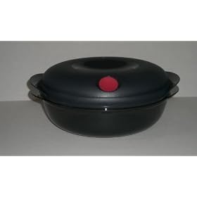 Tupperware Oval Heat N Serve Black Microwave Bowl (8.25 Cup Container) by Tupperware