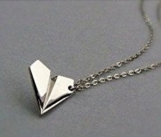 【ノーブランド品】One Direction ワンダイレクション Harry モチーフ 紙飛行機 タイプ カラー 【シルバー】