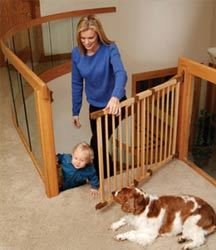 KidCo Angle Mount Wood Safeway Gate