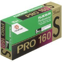 Click here to buy Fujifilm Fujicolor Pro 160S Color Negative Film, ISO 160, 220 Size, U.S.A. Pack of 5.