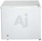Review Summit  / Summit FS20L7 1.6 cu. ft. Upright Freezer with Manual Defrost, Capable of 20 Degrees C Operation and Front Lock: White - For Commercial Use