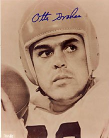 Otto Graham Autographed / Signed 8x10 Photo (Black & White)