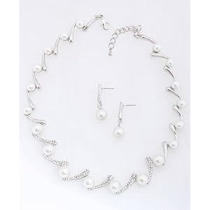 Dazzling Fresh Water Pearls Necklace and Earring Set in Fancy Gift Box with Free Shipping