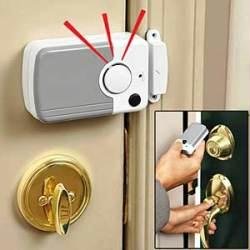 Childrens Toyshop  Electronics : Remote Control Door Alarm 100 Decibel As Seen on TV