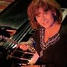 Image of Lori Bell