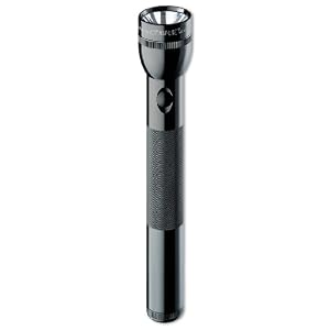 MAGLITE S3D016 Heavy-Duty 3-D Cell Flashlight, Black