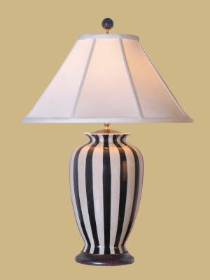 Black Stripes Porcelain Vase Lamp 31 Bevomver