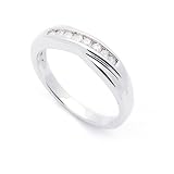 14K White Gold 0.15ct Diamond Round Channel Set Designed Wedding Band (0.15ct, SI, G-H)