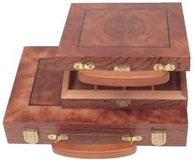 Camphor wood carrying case with handle, holds 200 chips
