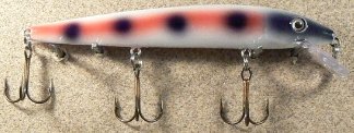 JLVLures JLV Shallow Suspending Minnow Spotted Bleeder : Husky Stickbait Lures Saltwater Freshwater Jerk Bass Smallmouth Steelhead Pike Muskie Salmon Trout Snook Striper Perch Whiper Snook Speckled Trevally, Mid- Depth Trolling Casting Hook Treble