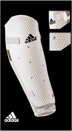 Adidas Microlight Shin Pad