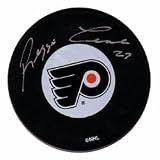 Reggie Leach Autographed/Hand Signed Philadelphia Flyers Hockey Puck