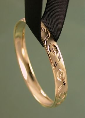 Click here to buy 18K Gold Filled Lucky Baby Bangle Bracelet - Baby Keepsake.