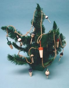 Wood Fishing Bobber Garland (17 PC 9) - Fish Net Decor