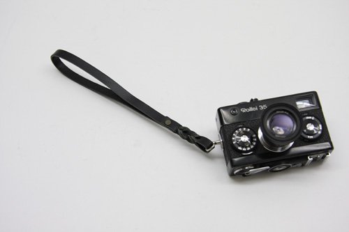 Rollei（ローライ）35用　ツイストハンディストラップ　ブラック