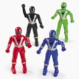 12 Plastic Superhero Characters [Toy]