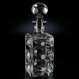 24% CRYSTAL 3/4 LITER DECO SQUARE DECANTER