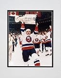 Photo File New York Islanders Stanley Cup Mike Bossy Stanley Cup 8X10 Matted Photo
