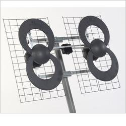 Antennas Direct CLEARSTREAM4 Antenna by Antennas Direct