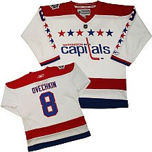 Reebok Washington Capitals 2011 Winter Classic Alex Ovechkin Youth (8-20) Replica Jersey Small/Medium