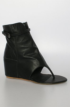 80%20 The Sophie Hidden Wedge Thong in Black,Shoes for Women from 80%20