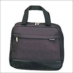 Click here to buy GOODHOPE Bags The Onyx Travel Groomer 6411 by GOODHOPE Bags.