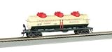 Bachmann Trains Christmas Eggnog Three Dome Tank Car-Ho Scale