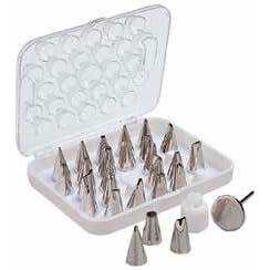 Wilton 28-Piece Deluxe Tip Set by Bakeware Sets