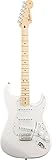 Fender Standard Stratocaster, Maple Fretboard - Arctic White