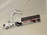 New Ray Die-Cast Truck Replica - Peterbilt 379 Flatbed Trailer with I-Beam, 1:32 Scale, Model# 14343