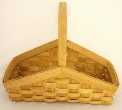 Wicker basket hill countryside  l