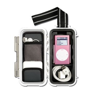Pelican i1030 iVault Case for iPod (White)