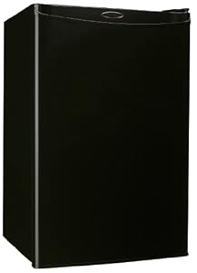 Danby Dar440bl 44-cubic Foot Designer Compact All Refrigerator Black from Danby