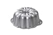 Nordic Ware Platinum Collection Original Bundt Pan