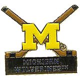 Michigan Wolverines Hockey Cross Sticks Pin