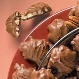 Helen Grace Chocolates, Milk Chocolate Caramel Pecan Clusters, 6 oz. Gift Box