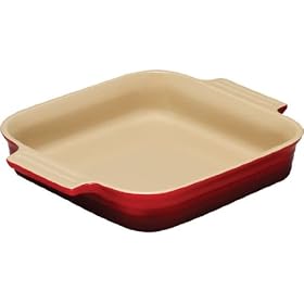 Le Creuset Stoneware 1-1/2-Quart 9-Inch Square Baking Dish, Cherry RedLe Creuset Stoneware Square Dish