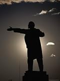 Statue of Lenin at Sunset, Bishkek City, Kyrgyzstan Photographic Poster Print by Martin Moos, 30x40