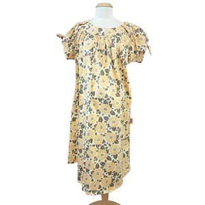 PeanutShell Hospital Gown Champagne - Small