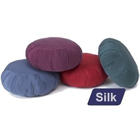 YogaAccessories (TM) Round Silk Zafu Meditation Cushion (with Buckwheat Hulls)